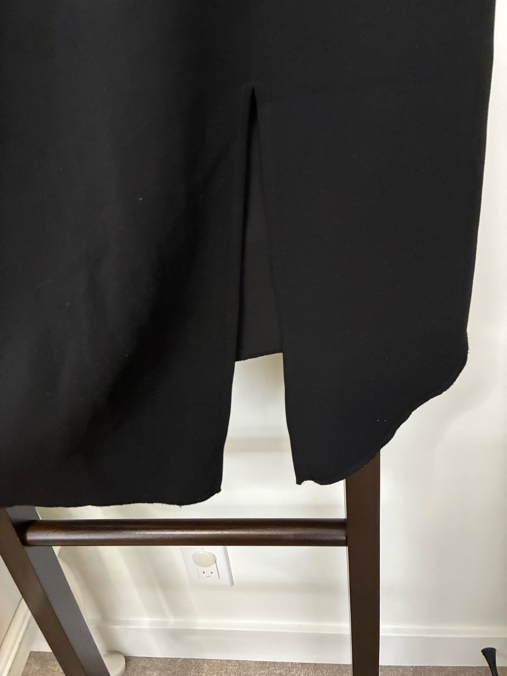 Pierre Cardin Black Skirt Satin Ribbon at waist asymmetrical hem & slit Sz 16 - Picture 3 of 10